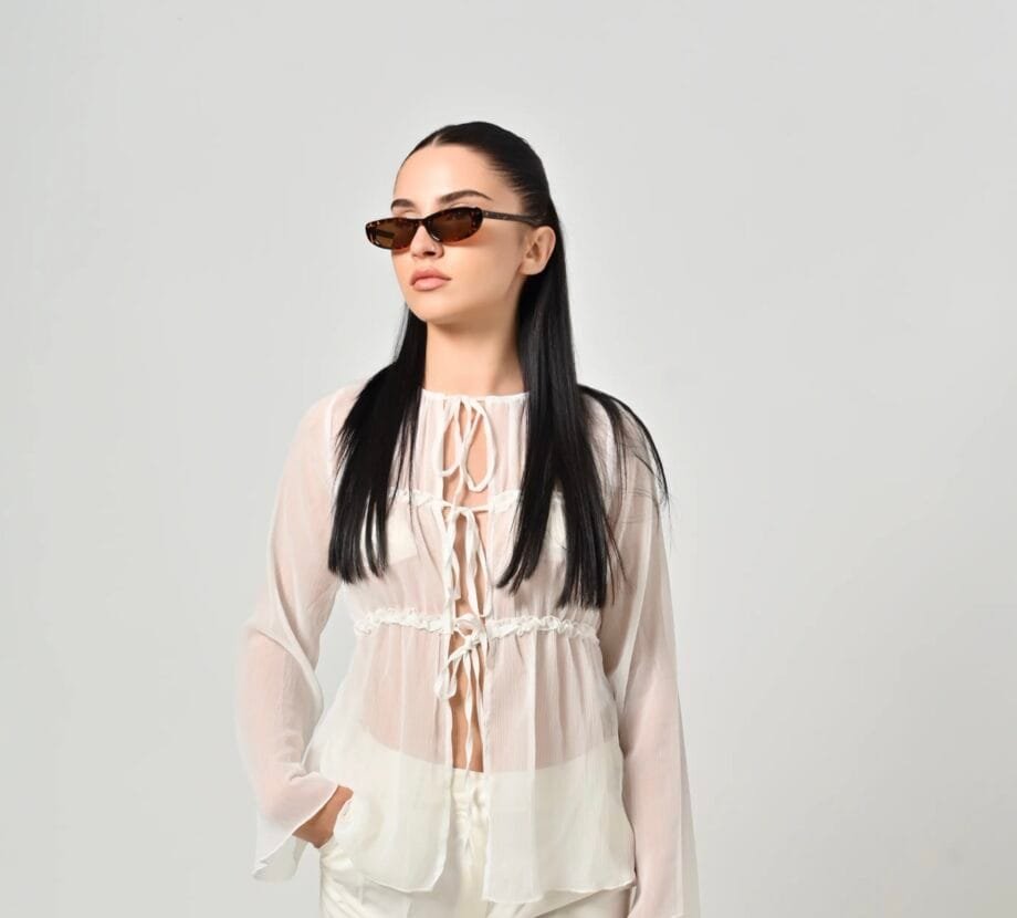 Sheer Top με Δέσιμο