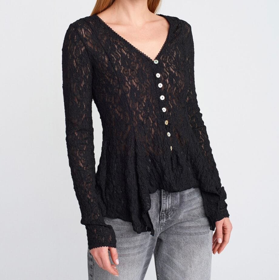 Μαύρο Lace Cardigan με Κουμπιά – Romantic Peplum Style